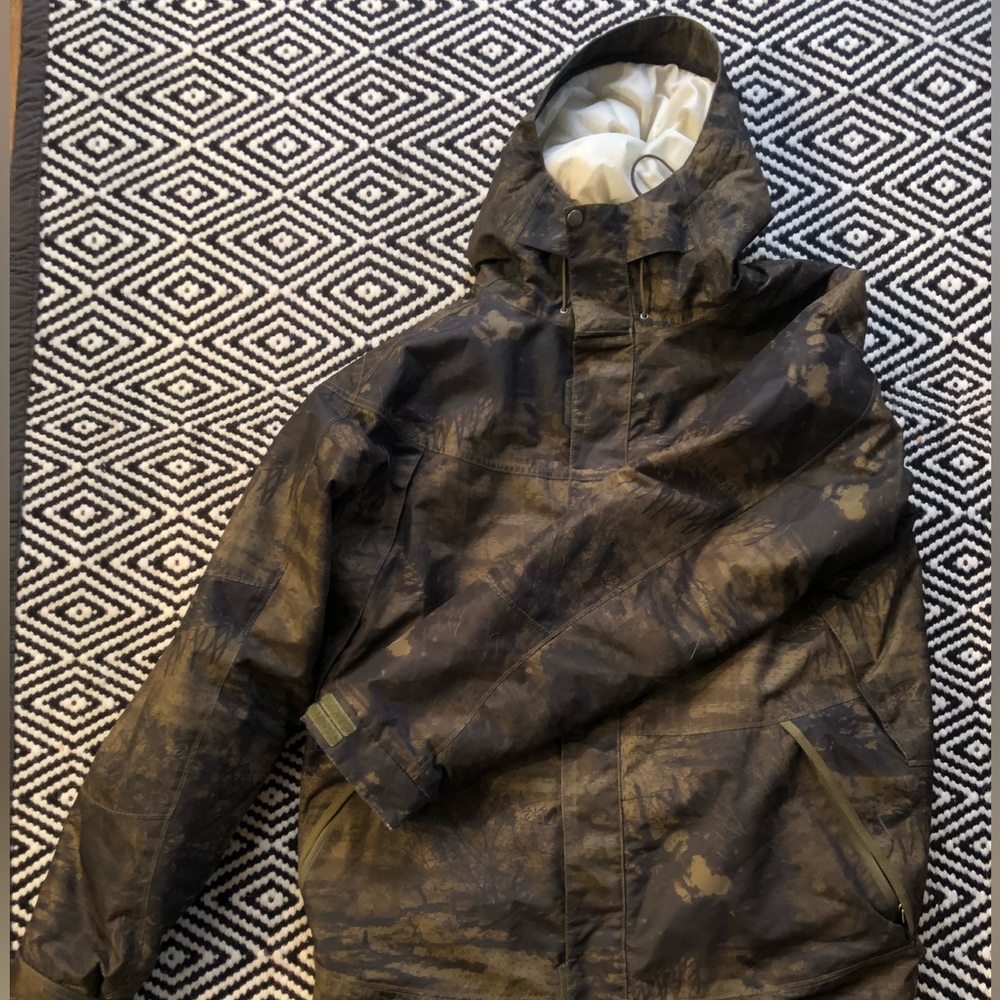 Oakley Men’s Ski Jacket tree camo